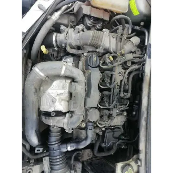 FORD FOCUS BERLINA (CAP) '2004 1.6 TDCI CAT GRIS