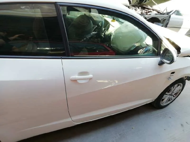 SEAT IBIZA (6J5) SEAT IBIZA (6J5) '2008 1.9 TDI BLANCO 2008