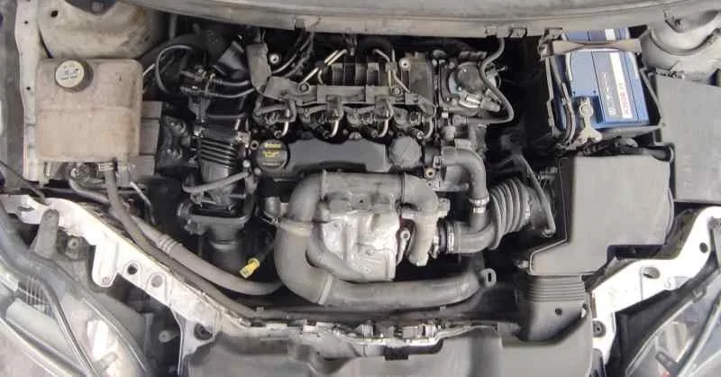 FORD FOCUS LIM. (CB4) FORD FOCUS LIM. (CB4) '2010 TREND BLANCO 2007