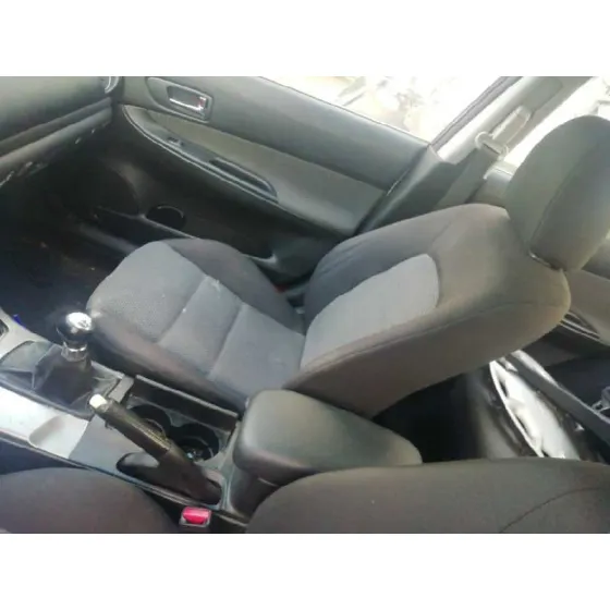 MAZDA 6 BERLINA (GG) '2003 2.0 DIESEL CAT GRIS