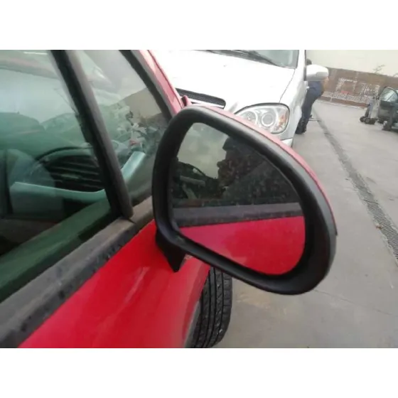 PEUGEOT 207 '2006 X-LINE ROJO