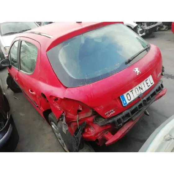PEUGEOT 207 '2006 X-LINE ROJO