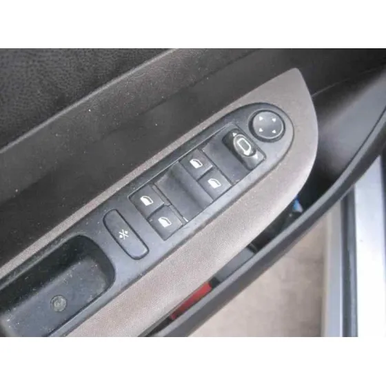 PEUGEOT 307 (S1) '2002 XT PLATA