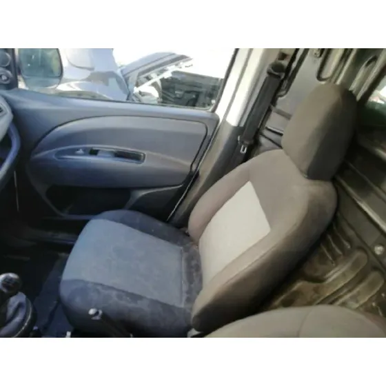FIAT DOBLO II CARGO (263) '2014 FURGON BASE BLANCO