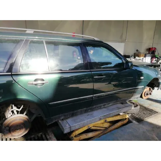 MERCEDES CLASE E (W210) FAMILIAR '1997 300 TURBODIESEL (210.225) VERDE
