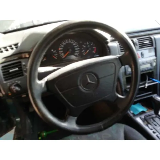 MERCEDES CLASE E (W210) FAMILIAR '1997 300 TURBODIESEL (210.225) VERDE