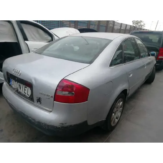 AUDI A6 BERLINA (4B2) '2000 2.5 TDI QUATTRO GRIS