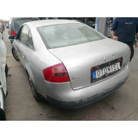 AUDI A6 BERLINA (4B2) '2000 2.5 TDI QUATTRO GRIS