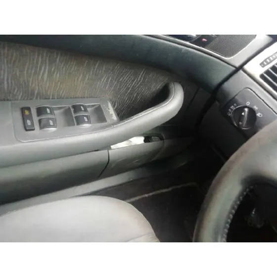 AUDI A6 BERLINA (4B2) '2000 2.5 TDI QUATTRO GRIS