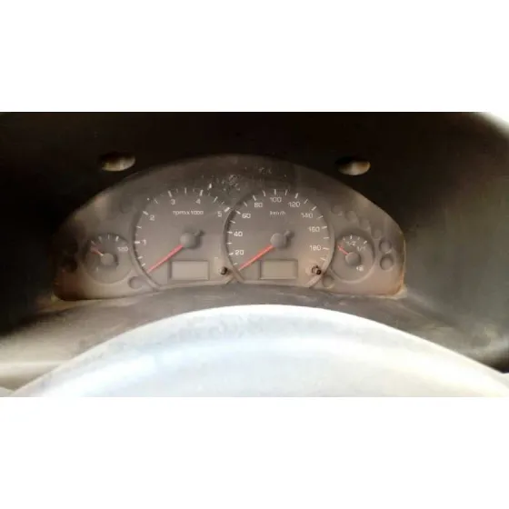 FORD TRANSIT MOD. 2000 COMBI '2004 FT 260 2.0 CORTO BLANCO