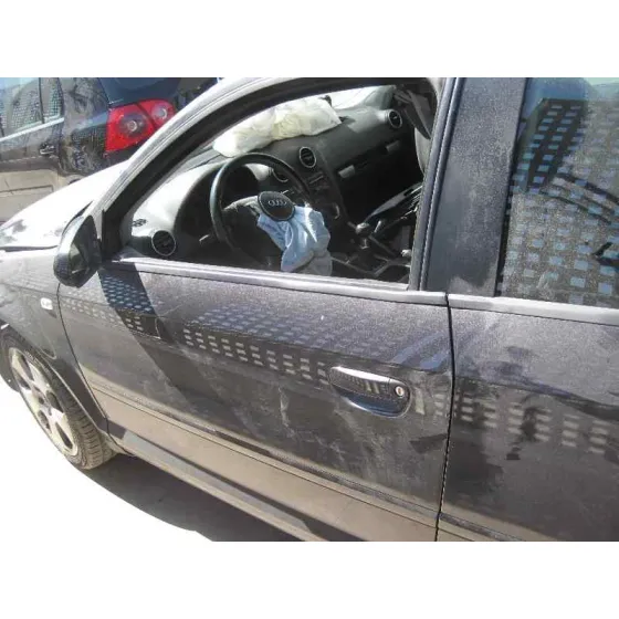 AUDI A3 (8P) '2007 1.9 TDI AMBIENTE NEGRO