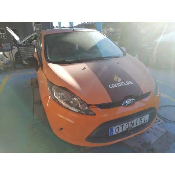 FORD FIESTA (CB1) '2010 TITANIUM NARANJA