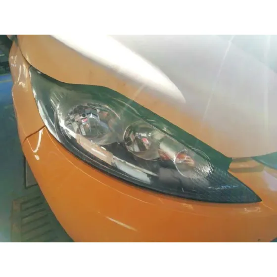 FORD FIESTA (CB1) '2010 TITANIUM NARANJA