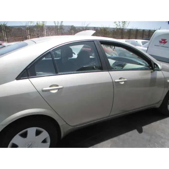 NISSAN PRIMERA BERLINA (P12) '2002 1.6 CAT ORO