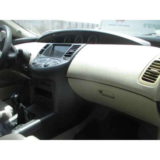 NISSAN PRIMERA BERLINA (P12) '2002 1.6 CAT ORO