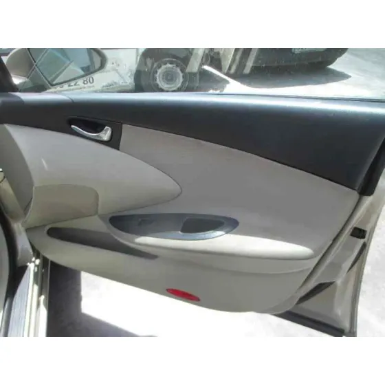 NISSAN PRIMERA BERLINA (P12) '2002 1.6 CAT ORO