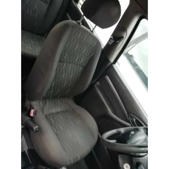 FORD FOCUS BERLINA (CAK) '2002 1.8 TDCI TURBODIESEL CAT NEGRO