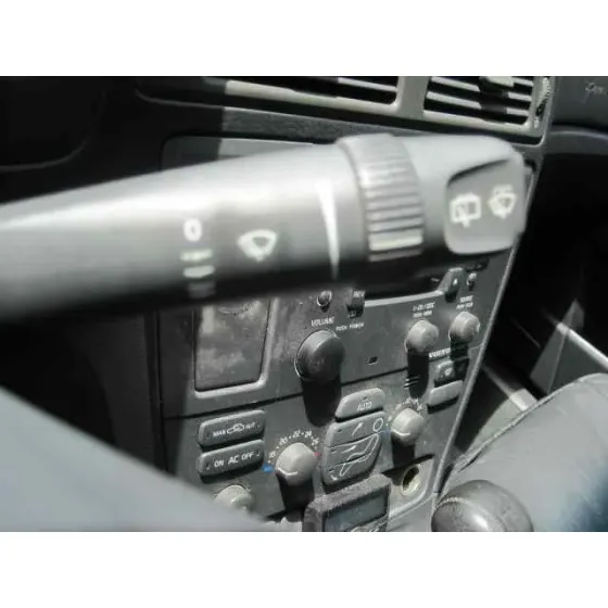 VOLVO V70 FAMILIAR '2001 2.4 20V TURBO CAT AZUL