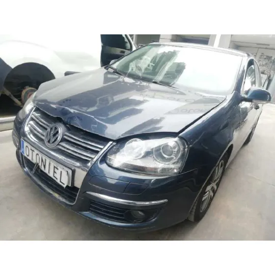 VOLKSWAGEN JETTA (1K2) '2009 1.9 TDI AZUL