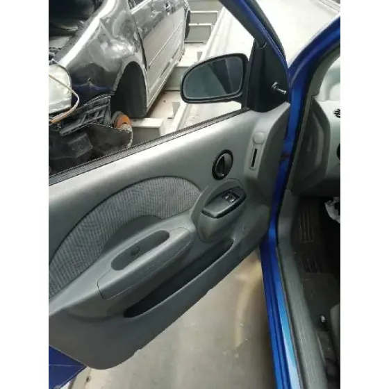 DAEWOO KALOS '2004 1.2 SE AZUL