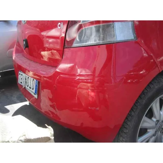 TOYOTA YARIS '2011 CONNECT ROJO