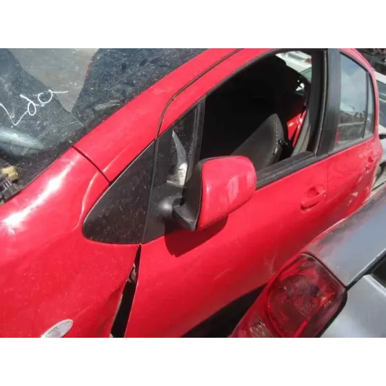 TOYOTA YARIS '2011 CONNECT ROJO