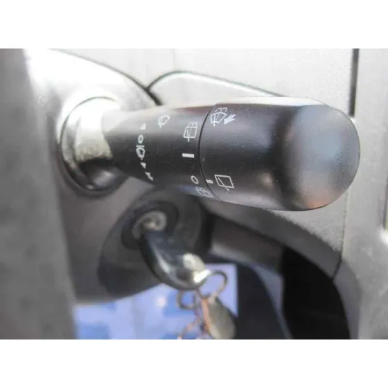 TOYOTA YARIS '2011 CONNECT ROJO