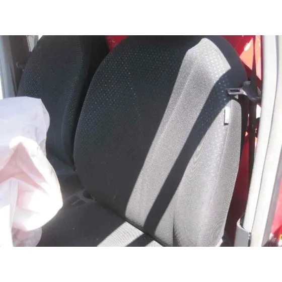 TOYOTA YARIS '2011 CONNECT ROJO