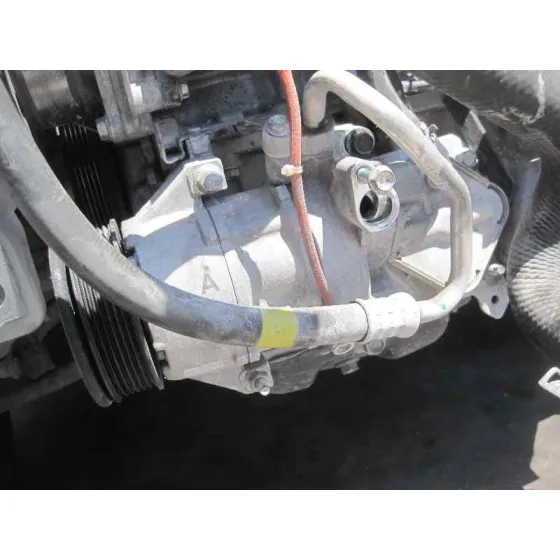 TOYOTA YARIS '2011 CONNECT ROJO