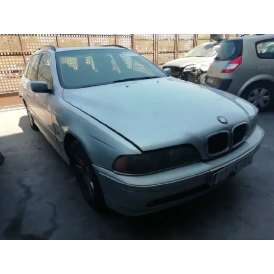 BMW SERIE 5 TOURING (E39) '2002 525I GRIS