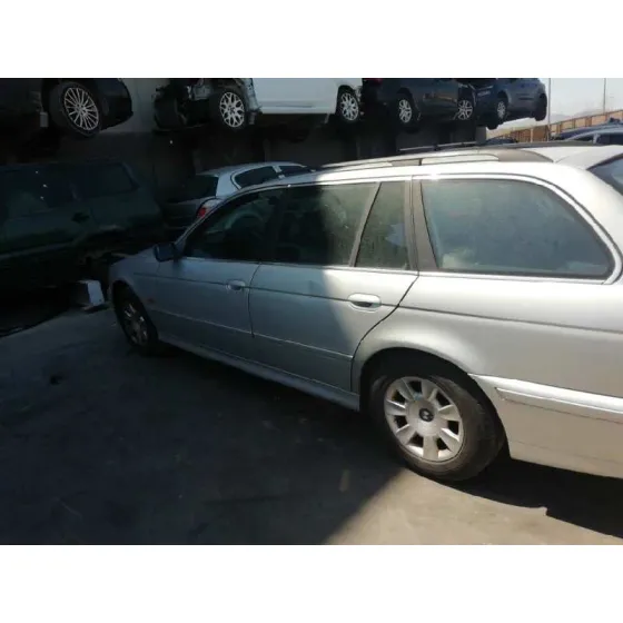 BMW SERIE 5 TOURING (E39) '2002 525I GRIS