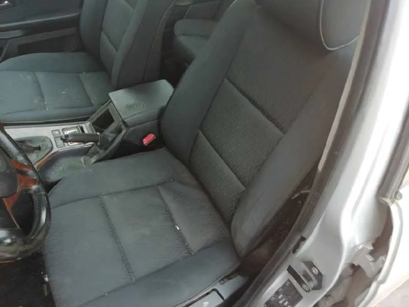 BMW SERIE 5 TOURING (E39) '2002 525I GRIS