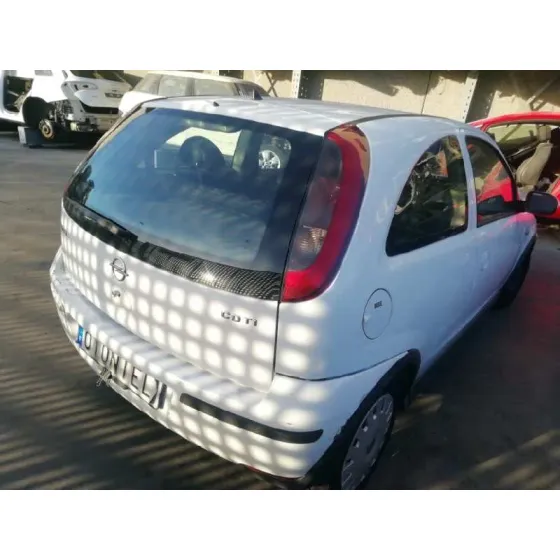 OPEL CORSA C '2005 1.3 16V CDTI CAT (Z 13 DT / LN9) BLANCO