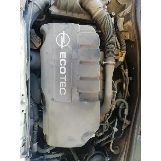 OPEL CORSA C '2005 1.3 16V CDTI CAT (Z 13 DT / LN9) BLANCO