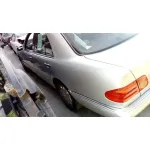 MERCEDES-BENZ CLASE E (W210) BERLINA MERCEDES CLASE E (W210) BERLINA '1999 2.3 16V CAT PLATA 1995
