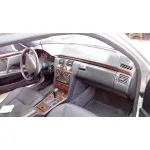 MERCEDES-BENZ CLASE E (W210) BERLINA MERCEDES CLASE E (W210) BERLINA '1999 2.3 16V CAT PLATA 1995