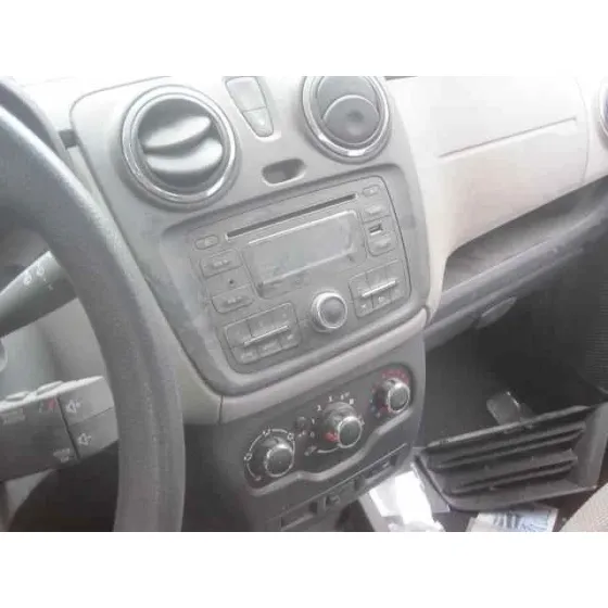 DACIA DOKKER '2015 STEPWAY PLATA