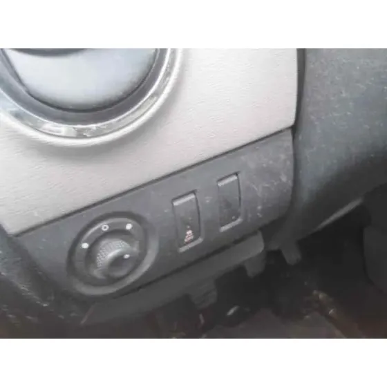 DACIA DOKKER '2015 STEPWAY PLATA