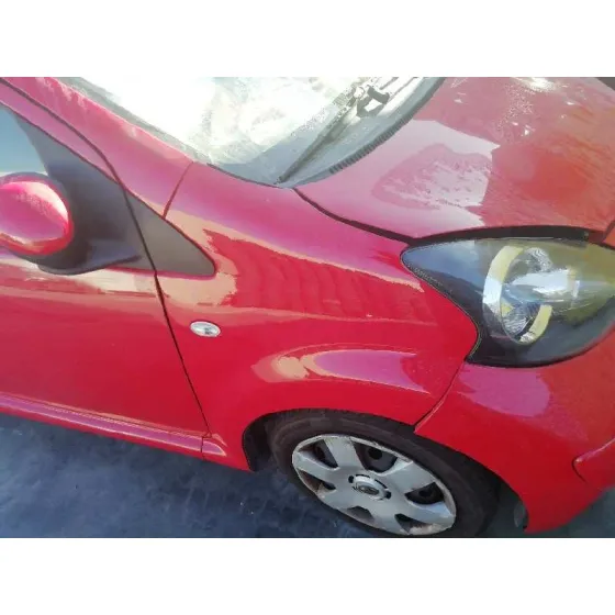 TOYOTA AYGO (KGB/WNB) '2006 BASICO ROJO