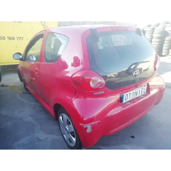 TOYOTA AYGO (KGB/WNB) '2006 BASICO ROJO