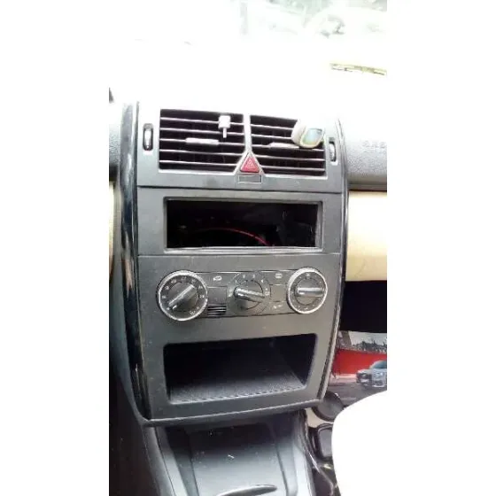 MERCEDES CLASE A (W169) '2007 A 160 CDI A-EDITION NEGRO