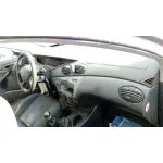 FORD FOCUS BERLINA (CAK) FORD FOCUS BERLINA (CAK) '2002 AMBIENTE BLANCO 1998