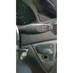 FORD FOCUS BERLINA (CAK) FORD FOCUS BERLINA (CAK) '2002 AMBIENTE BLANCO 1998