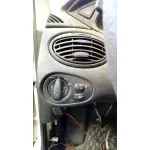 FORD FOCUS BERLINA (CAK) FORD FOCUS BERLINA (CAK) '2002 AMBIENTE BLANCO 1998