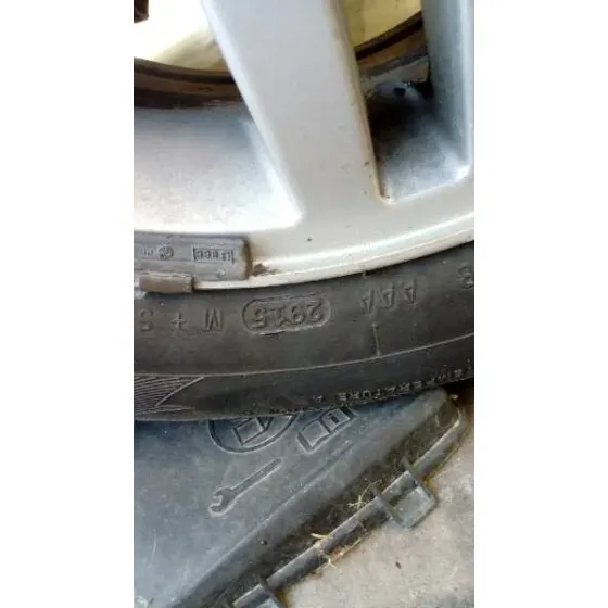 FORD FOCUS BERLINA (CAK) '2002 AMBIENTE BLANCO