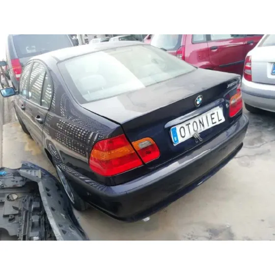 BMW SERIE 3 BERLINA (E46) '2001 320D AZUL