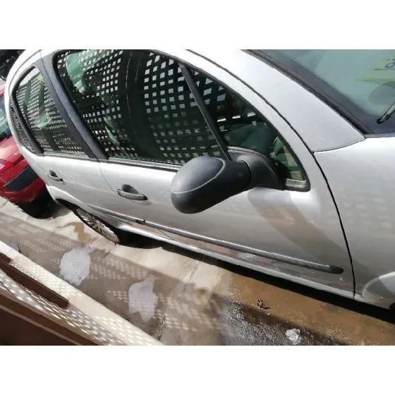 CITROEN C3 '2003 1.4 HDI CAT (8HY / DV4TED4) GRIS PLATA