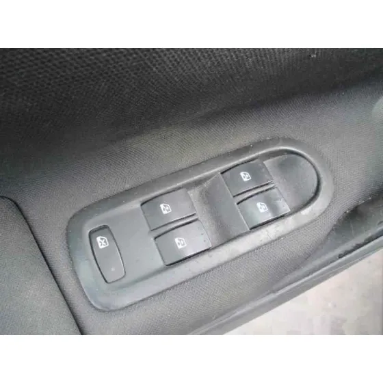 RENAULT MEGANE II FAMILIAR '2006 AUTHENTIQUE NEGRO