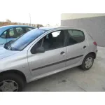 PEUGEOT 206 BERLINA PEUGEOT 206 BERLINA '2002 XR PLATA 1998