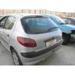 PEUGEOT 206 BERLINA PEUGEOT 206 BERLINA '2002 XR PLATA 1998